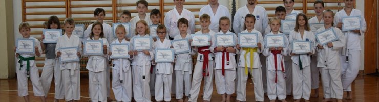 KARATE KAMP DOBRNA IN POLAGANJE PASOV